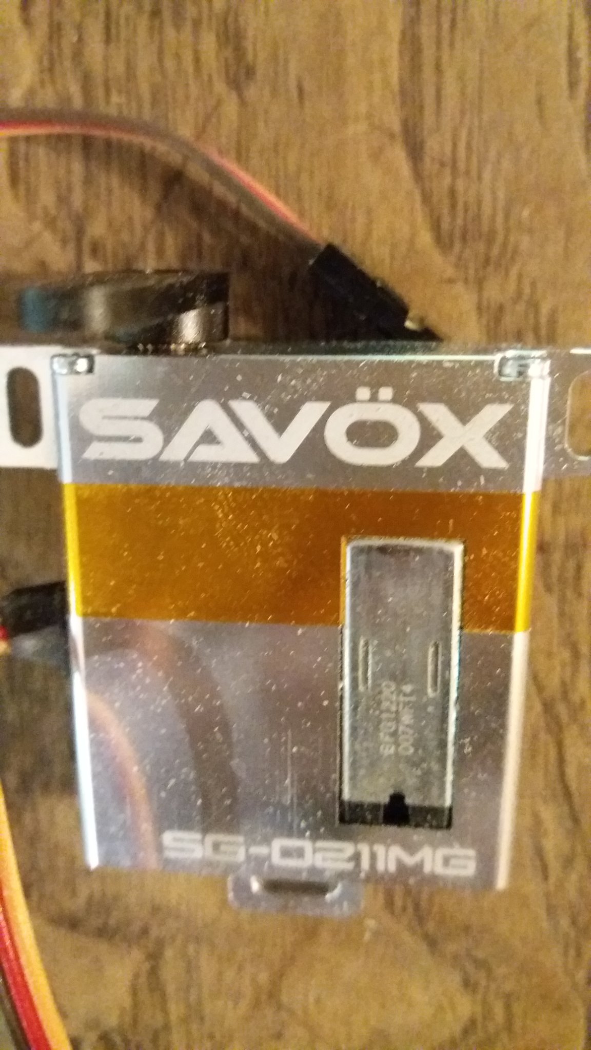 servo SAVOX pour ailerons.jpg