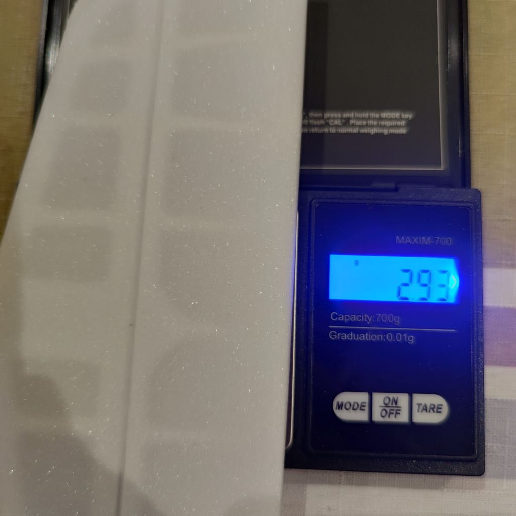 1737819386765_F.jpg