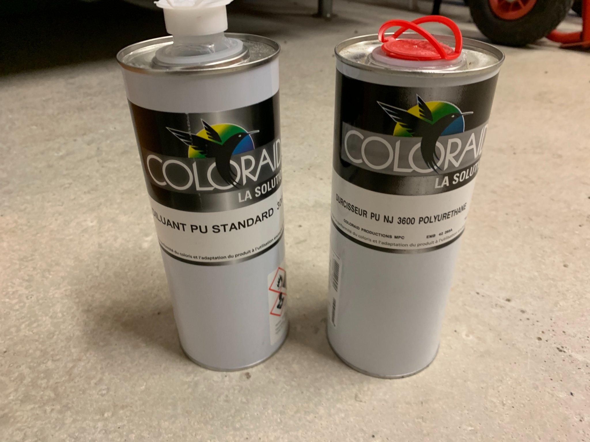 Durcisseur et diluant.JPEG