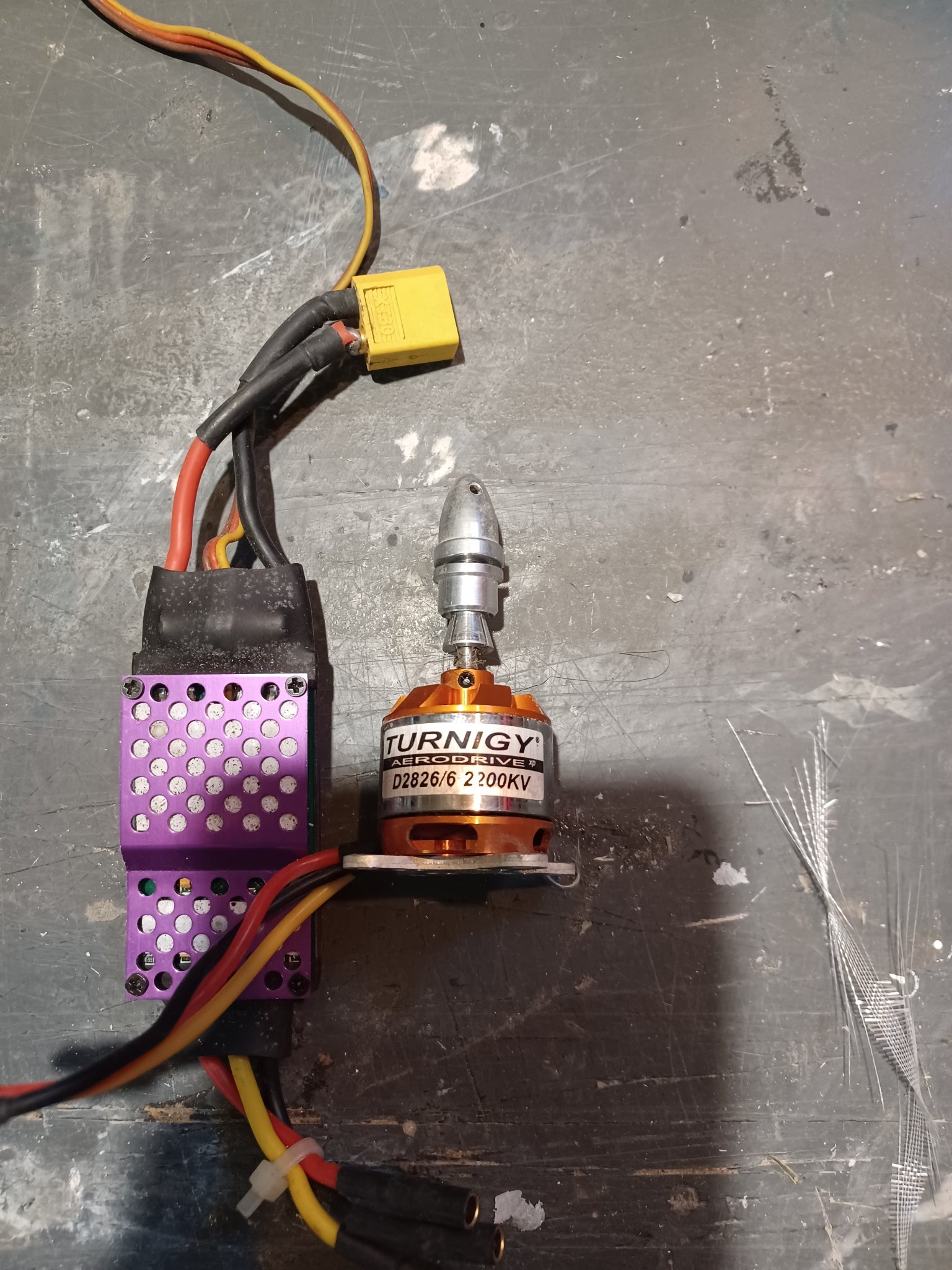 moteur 2200KV CONTROLEUR 45A.jpg