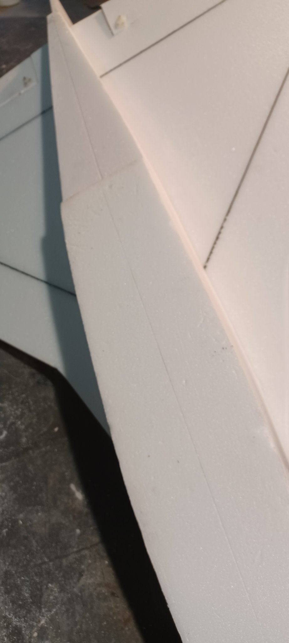 dessous fuselage.jpg