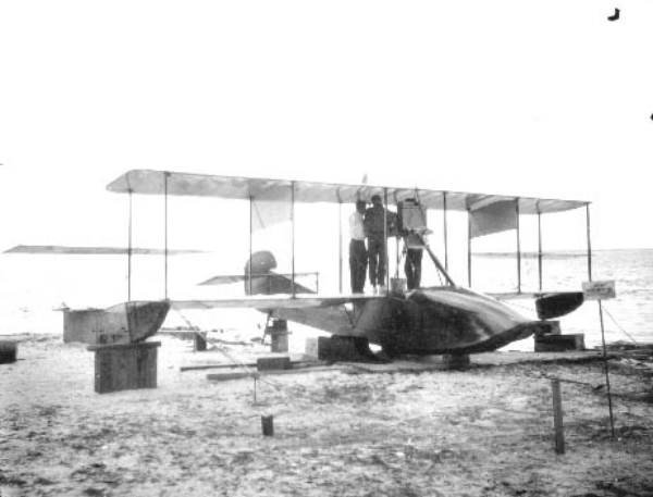 Curtiss_f_floatplane 2.jpg