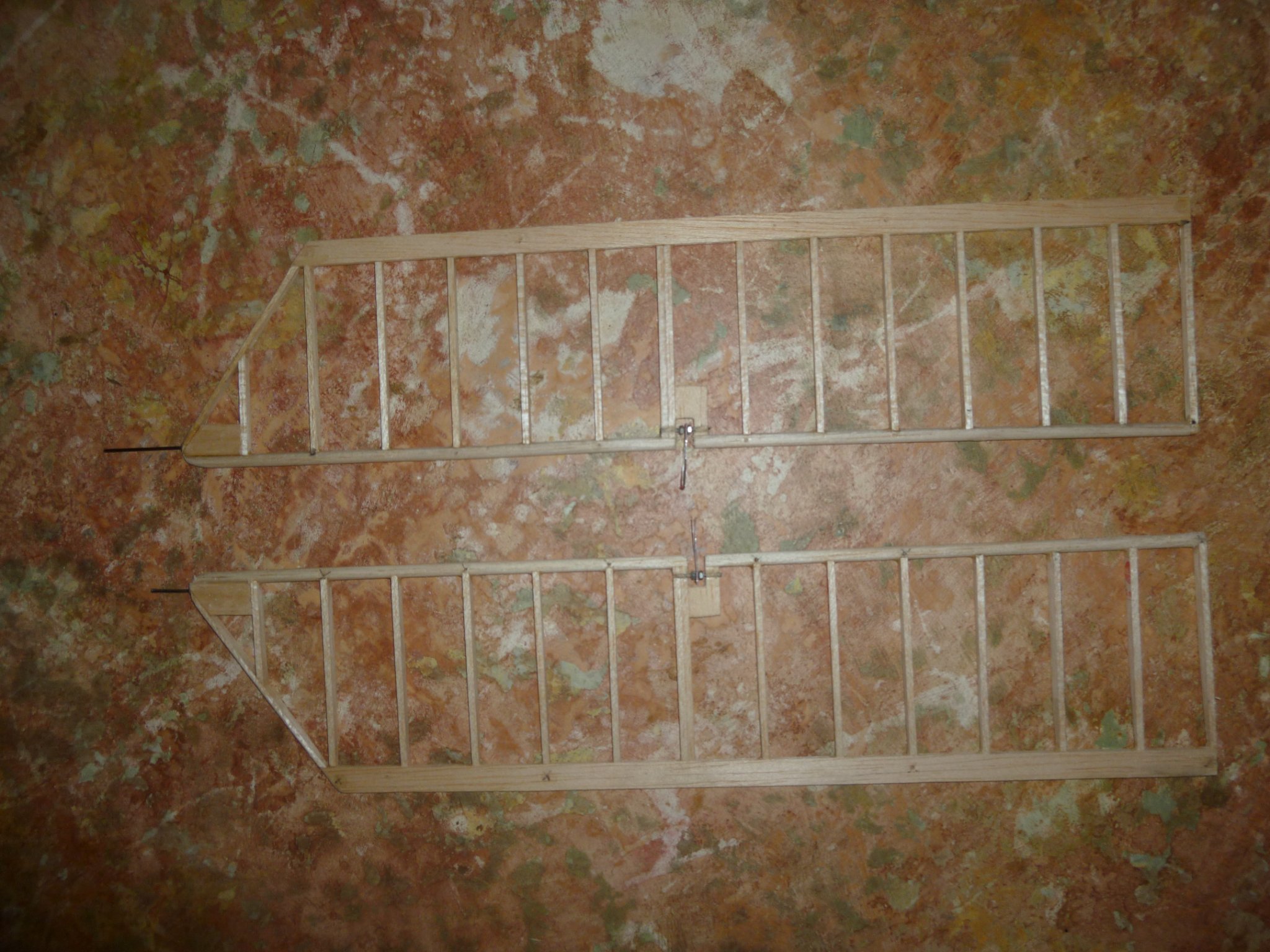 ailerons avant entoilage.JPG